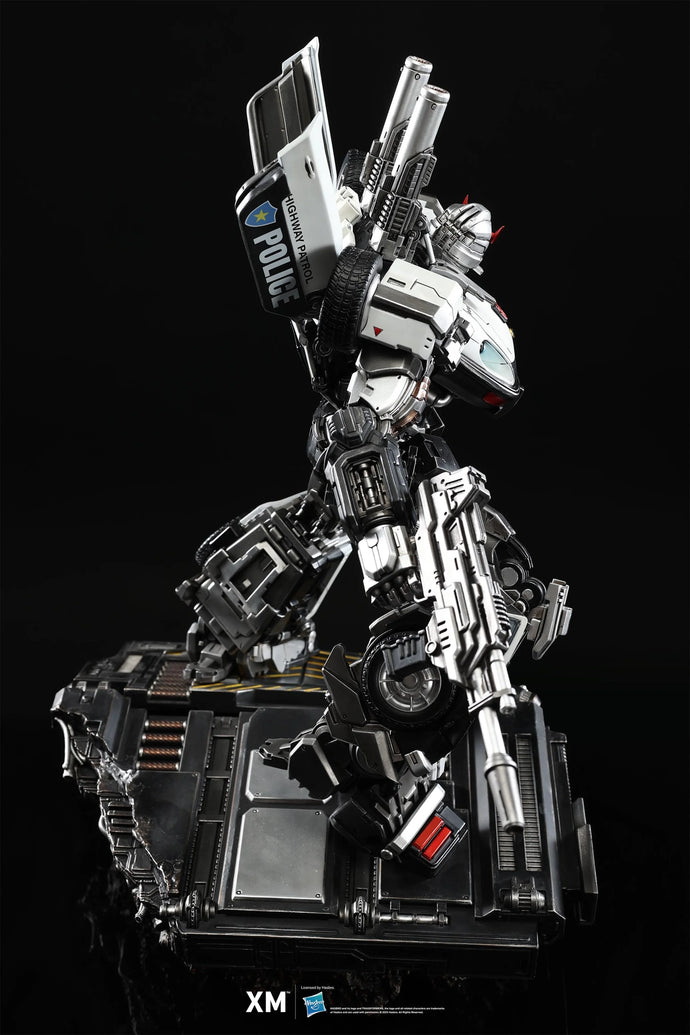 PRE-ORDER 1/10 Scale Prowl Statue Transformers