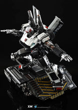 Load image into Gallery viewer, PRE-ORDER 1/10 Scale Prowl Statue Transformers