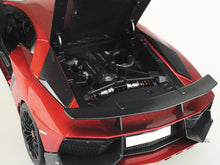 Load image into Gallery viewer, PRE-ORDER 1/24 Scale 2015 Lamborghini Aventador SV Model Kit