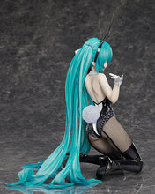 Load image into Gallery viewer, PRE-ORDER 1/4 Scale Hatsune Miku: Bunny Ver. / Art by SanMuYYB Character Vocal Series 01: Hatsune Miku
