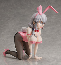 Load image into Gallery viewer, PRE-ORDER 1/4 Scale Tsuki Uzaki Bunny Ver. Uzaki-chan Wants to Hang Out