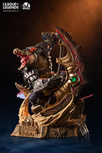 Load image into Gallery viewer, PRE-ORDER 1/4 The Butcher of the Sands Renekton statue (Worlds Ver.) Infinity Studio X League of Legends