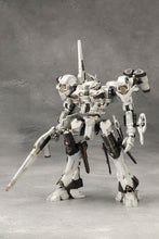 Load image into Gallery viewer, PRE-ORDER 1/72 Scale Rosenthal CR-Hogire Noblesse Oblige Armored Core for Answer Variable Infinity