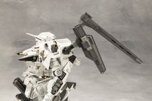 Load image into Gallery viewer, PRE-ORDER 1/72 Scale Rosenthal CR-Hogire Noblesse Oblige Armored Core for Answer Variable Infinity