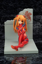 Load image into Gallery viewer, PRE-ORDER 1/7 Scale Asuka Shikinami Langley Plugsuit Ver. New Movie Edition (re-run) Rebuild of Evangelion
