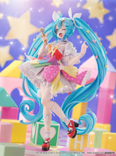 Load image into Gallery viewer, PRE-ORDER 1/7 Scale Hatsume Miku Expo VR Ver. Character Vocal Series 01: Hatsune Miku
