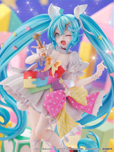 Load image into Gallery viewer, PRE-ORDER 1/7 Scale Hatsume Miku Expo VR Ver. Character Vocal Series 01: Hatsune Miku