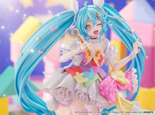 Load image into Gallery viewer, PRE-ORDER 1/7 Scale Hatsume Miku Expo VR Ver. Character Vocal Series 01: Hatsune Miku