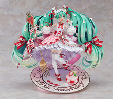 Load image into Gallery viewer, PRE-ORDER 1/7 Scale Hatsune Miku: 15th Anniversary Ver. Character Vocal Series 01: Hatsune Miku