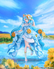 Load image into Gallery viewer, PRE-ORDER 1/7 Scale Hatsune Miku MAGICAL MIRAI 2026 Ver.