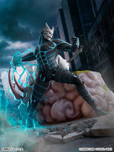 Load image into Gallery viewer, PRE-ORDER 1/7 Scale Kaiju No. 8 & Kafka Hibino Kaiju No. 8