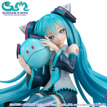 Load image into Gallery viewer, PRE-ORDER 1/7 Scale Lucrea Hatsune Miku X OO Gundam Mobile Suit Gundam 45th Anniversary x Hatsune Miku