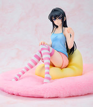 Load image into Gallery viewer, PRE-ORDER 1/7 Scale Mai Sakurajima Hoodie Look Rabit Ver. Rascal Does Not Dream of a Knapsack Kid