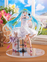 Load image into Gallery viewer, PRE-ORDER 1/7 Scale Racing Miku 2021: Vacation Style Ver. Hatsune Miku GT Project