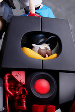 Load image into Gallery viewer, PRE-ORDER 1/7 Scale Ryuko Matoi and Mako Mankanshoku Figure Kill La Kill