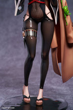 Load image into Gallery viewer, PRE-ORDER 1/7 Scale Sakura Midnight Stealth Deluxe Edition Goddess of Victory: Nikke