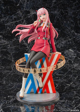 Load image into Gallery viewer, PRE-ORDER 1/7 Scale Zero Two Darling in the FRANXX