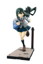 Load image into Gallery viewer, PRE-ORDER 1/8 Scale Tsuyu Asui Uniform Ver My Hero Academia