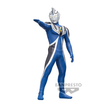 Load image into Gallery viewer, PRE-ORDER Ultraman Agul(V1)(Ver.B) Hero'S Brave Statue Figure Ultraman Gaia