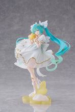 Load image into Gallery viewer, PRE-ORDER AMP+ Figure Hatsune Miku Birthday 2026 (Star Dreamy Ver.)