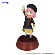 Load image into Gallery viewer, PRE-ORDER Anya Forger Get a Stella Star Exceed Creative Figure Spy x Family