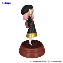 Load image into Gallery viewer, PRE-ORDER Anya Forger Get a Stella Star Exceed Creative Figure Spy x Family