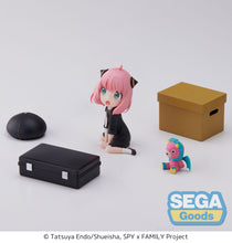 Load image into Gallery viewer, PRE-ORDER Anya Forger Pretend Play Luminasta Figure Spy x Family