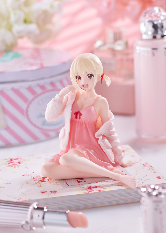 PRE-ORDER Chisato Nishikigi Desktop Cute Figure Roomwear Ver. Lycoris Recoil