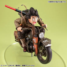 Load image into Gallery viewer, PRE-ORDER DESKTOP REAL McCOYEX Son Goku & Bike Dragon Ball Z