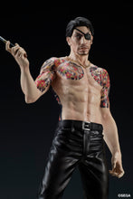 Load image into Gallery viewer, PRE-ORDER DIGSTA Goro Majima Battle Style Like a Dragon Yakuza