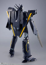 Load image into Gallery viewer, PRE-ORDER DX CHOGOKIN VF-17S Nightmare Stealth Valykyrie (Gamlin Kizaki use) Macross