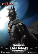 Load image into Gallery viewer, PRE-ORDER Dynamic 8action Heroes DAH-092 Batman Modern Suit The Flash
