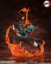 Load image into Gallery viewer, PRE-ORDER FiguartsZERO Tanjiro Kamado Kyojuro Rengoku's Sword Guard ver. Demon Slayer: Kimetsu no Yaiba