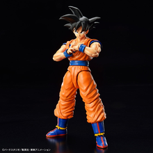Load image into Gallery viewer, PRE-ORDER Figure-rise Standard Son Goku (New Spec Ver.) Dragon Ball Z Model Kit (re-offer)