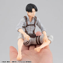 Load image into Gallery viewer, PRE-ORDER G.E.M. Series Palm size Captain Levi Attack on Titan