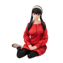 Load image into Gallery viewer, PRE-ORDER G.E.M. Series Palmsize Yor Forger Spy x Family (Repeat)