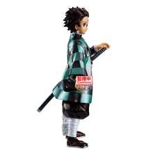 Load image into Gallery viewer, PRE-ORDER Grandista Tanjiro Kamado Special Color ver. Demon Slayer: Kimetsu No Yaiba