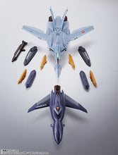 Load image into Gallery viewer, PRE-ORDER HI-METAL R VF-0A Phoenix (Shin Kudo use) + QF-2200D-B Ghost Macross Zero