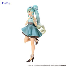 Load image into Gallery viewer, PRE-ORDER Hatsune Miku Chocolate Mint Pearl Color SweetSweets Series Figure