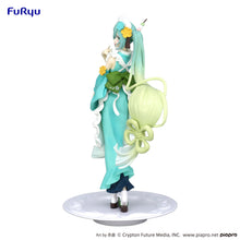 Load image into Gallery viewer, PRE-ORDER Hatsune Miku Exceed Creative Figure Matcha Green Tea Parfait Mint ver.