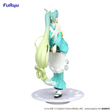 Load image into Gallery viewer, PRE-ORDER Hatsune Miku Exceed Creative Figure Matcha Green Tea Parfait Mint ver.