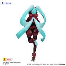 Load image into Gallery viewer, PRE-ORDER Hatsune Miku Exceed Creative Figure SweetSweets Series Noel Raspberry ver.