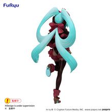 Load image into Gallery viewer, PRE-ORDER Hatsune Miku Exceed Creative Figure SweetSweets Series Noel Raspberry ver.