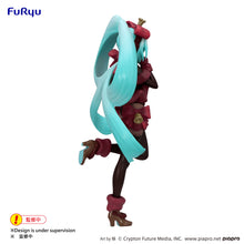 Load image into Gallery viewer, PRE-ORDER Hatsune Miku Exceed Creative Figure SweetSweets Series Noel Raspberry ver.