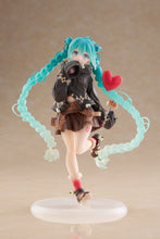 Load image into Gallery viewer, PRE-ORDER Hatsune Miku Fashion Figure Outdoor Ver.