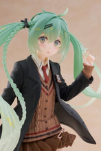 Load image into Gallery viewer, PRE-ORDER Hatsune Miku Fashion Preppy Ver. Character Vocal Series 01: Hatsune Miku