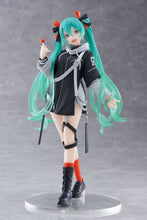 Load image into Gallery viewer, PRE-ORDER Hatsune Miku Figure Fashion Punk Ver.
