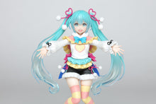 Load image into Gallery viewer, PRE-ORDER Hatsune Miku Figure Winter Image Ver.