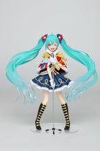 Load image into Gallery viewer, PRE-ORDER Hatsune Miku Figure Winter Live Ver.