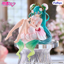 Load image into Gallery viewer, PRE-ORDER Hatsune Miku Noodle Stopper Figure Flower Fairy White Plum Blossom